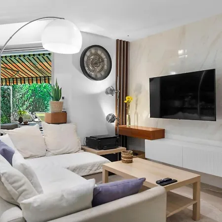 5 Min From Sea With Terrace And Relaxation Area *